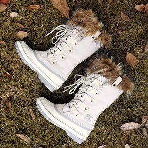 SOREL JOAN OF ARCTIC™ BOOT